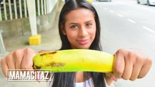 CARNEDELMERCADO - Big Booty Latina Indira Uma Gets Her Wet Pussy Fucked By Horny Agent