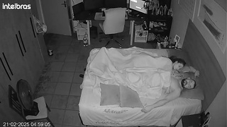 They d to forget the camera like crazy in the bedroom