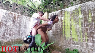 I fucked a friend in an abandoned house - MEDELLIN COLOMBIA