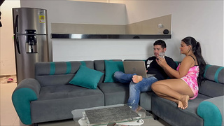 es un buen momento para que follemos aca