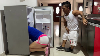 I see my sexy pregnant Latina stepsister trapped in the fridge and in exchange for helping her she offers me a hard and delicious fuck in her tight pussy until I end up filling it all with my creamy milk.