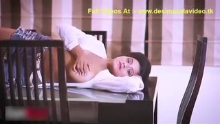 Indian desi hot bhabhi nude milf big boobs striptease
