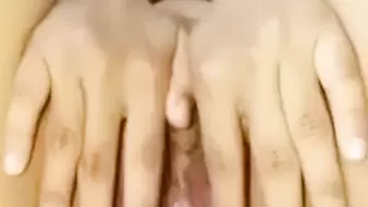 Fingering my pussy for you